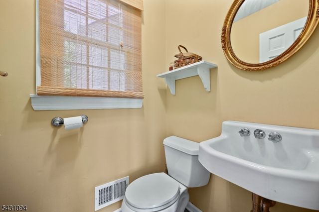 339 Mountain View Rd, Montgomery Twp., NJ 08540
