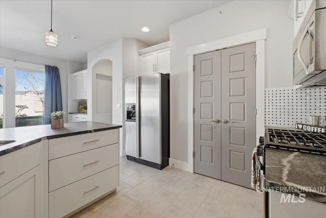 15381 Silver Oak Way, Caldwell, ID 83607