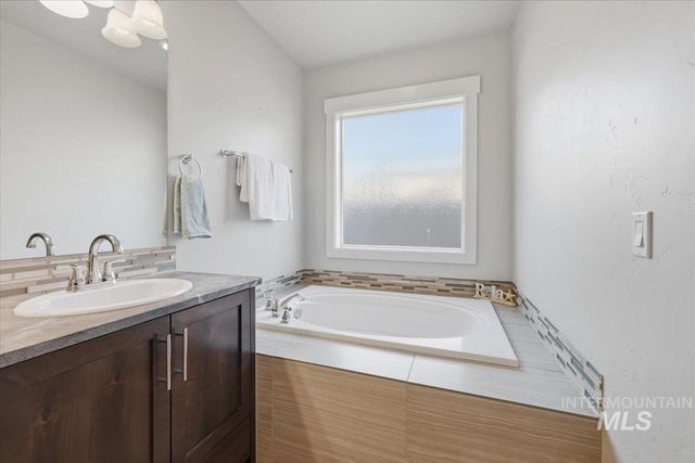 15381 Silver Oak Way, Caldwell, ID 83607