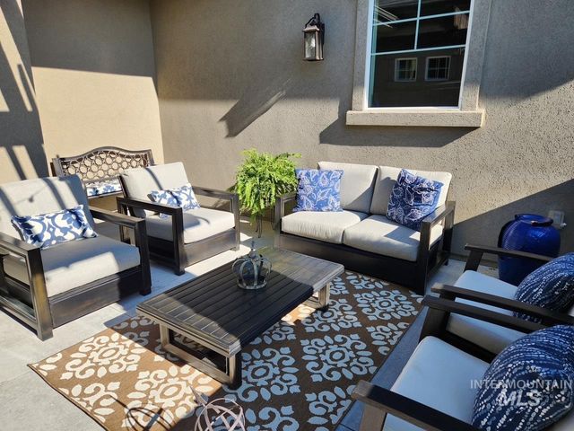 15381 Silver Oak Way, Caldwell, ID 83607