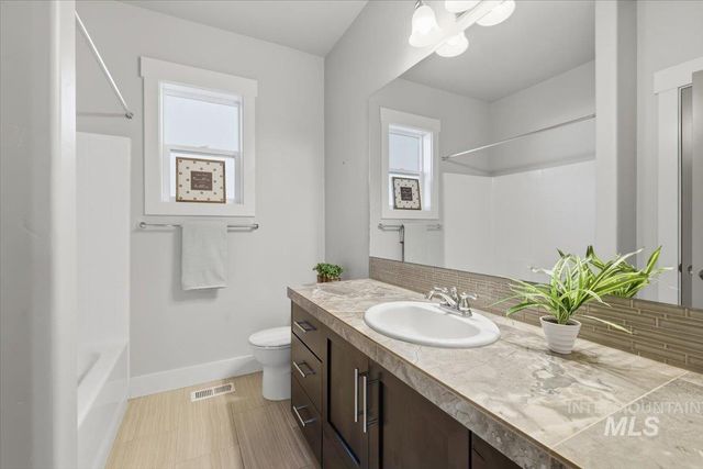 15381 Silver Oak Way, Caldwell, ID 83607