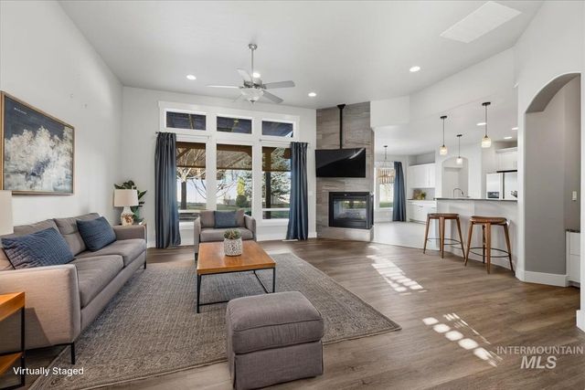 15381 Silver Oak Way, Caldwell, ID 83607