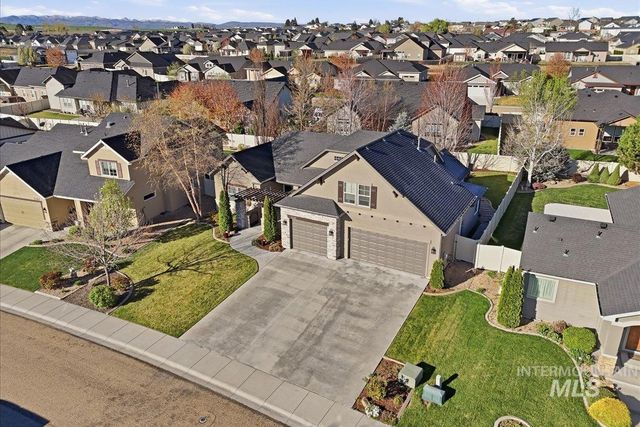 15381 Silver Oak Way, Caldwell, ID 83607