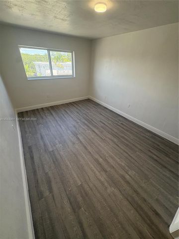 13285 NE 6th Ave N402, North Miami, FL 33161