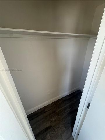 13285 NE 6th Ave N402, North Miami, FL 33161