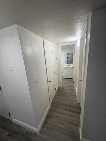 13285 NE 6th Ave N402, North Miami, FL 33161