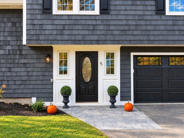 5 Spring Valley Road, Medfield, MA 02052