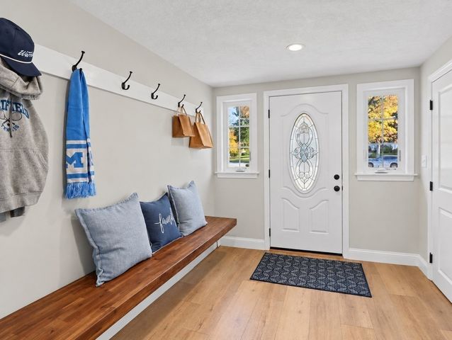 5 Spring Valley Road, Medfield, MA 02052