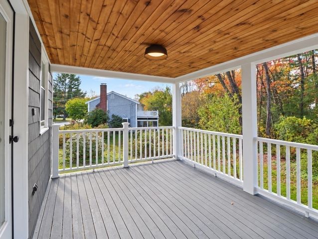 5 Spring Valley Road, Medfield, MA 02052