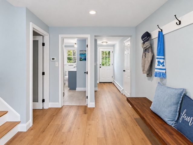 5 Spring Valley Road, Medfield, MA 02052