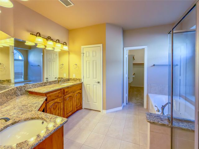 1013 Shearwater Lane, Garland, TX 75043
