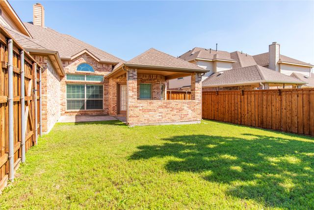 1013 Shearwater Lane, Garland, TX 75043