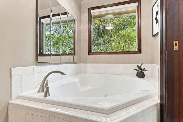 1306 E Sara Ln, Spokane, WA 99223