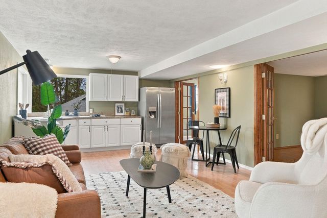 1306 E Sara Ln, Spokane, WA 99223