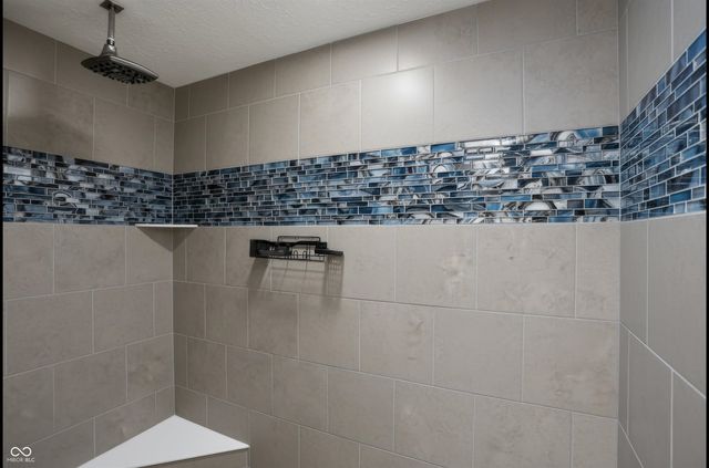 12110 Valley Brook Court, Indianapolis, IN 46229