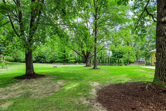 12110 Valley Brook Court, Indianapolis, IN 46229
