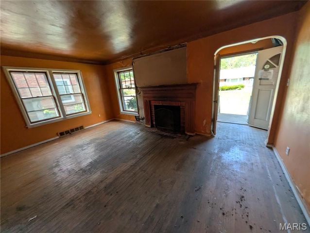 6804 Murray Street, St Louis, MO 63121
