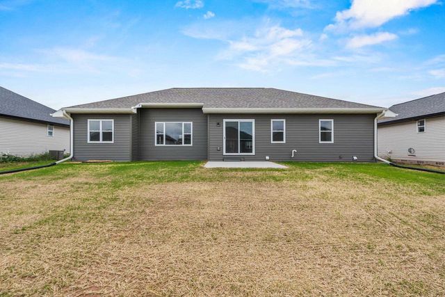1418 DIVINITY DRIVE, De Pere, WI 54115