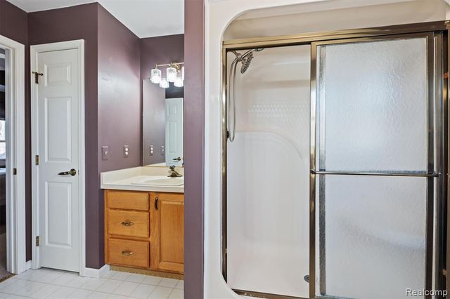 1453 Maplewood Drive, Saline, MI 48176