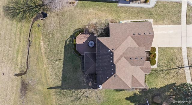 1453 Maplewood Drive, Saline, MI 48176