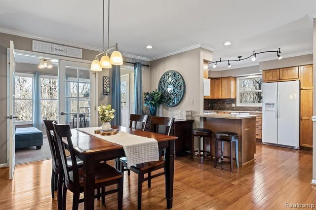 1453 Maplewood Drive, Saline, MI 48176