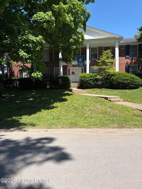 3101 Sunny Ln 4, Louisville, KY 40205
