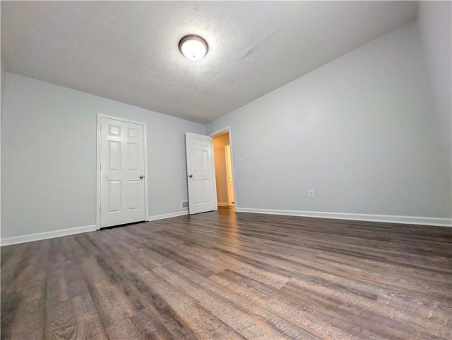 4960 Cold Springs Drive NW, Lilburn, GA 30047