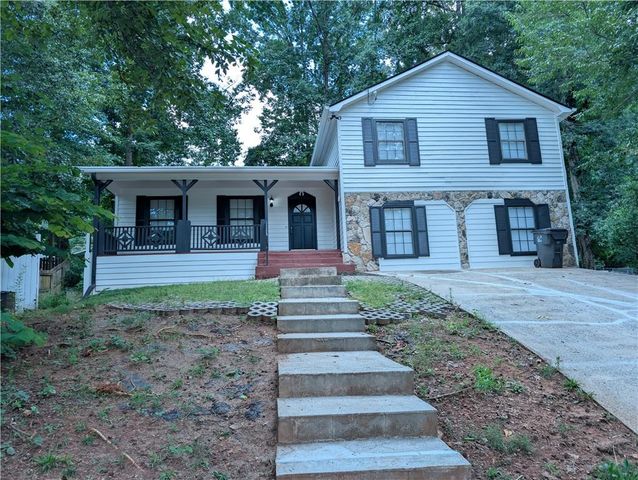 4960 Cold Springs Drive NW, Lilburn, GA 30047
