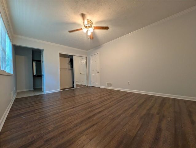 4960 Cold Springs Drive NW, Lilburn, GA 30047