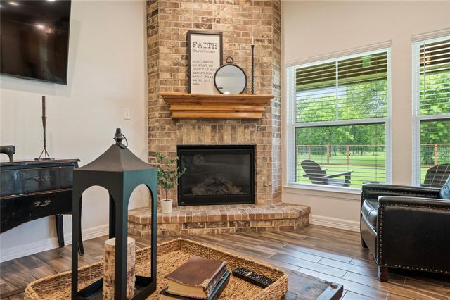 11208 Shirley Lane, Santa Fe, TX 77510