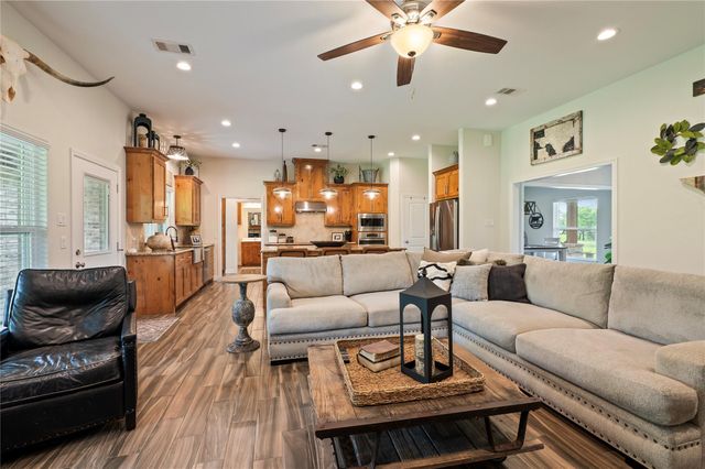 11208 Shirley Lane, Santa Fe, TX 77510
