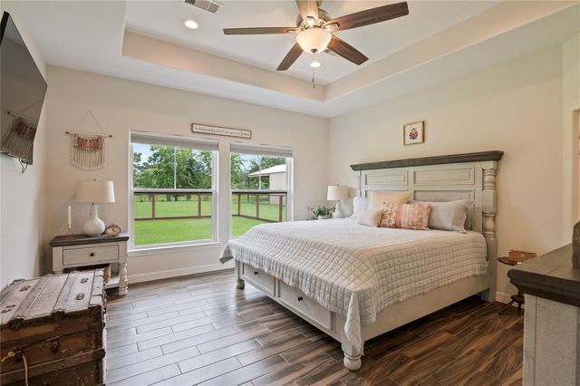 11208 Shirley Lane, Santa Fe, TX 77510