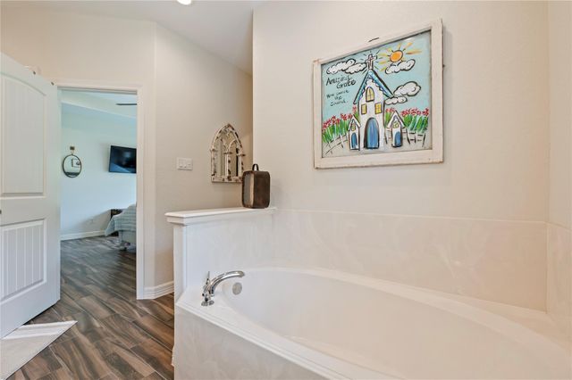 11208 Shirley Lane, Santa Fe, TX 77510