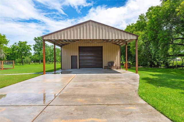 11208 Shirley Lane, Santa Fe, TX 77510