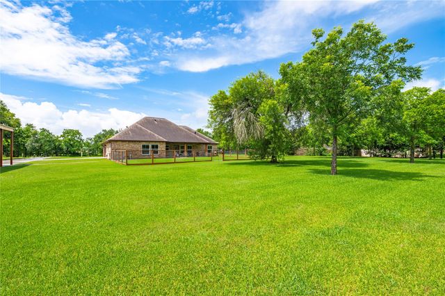 11208 Shirley Lane, Santa Fe, TX 77510