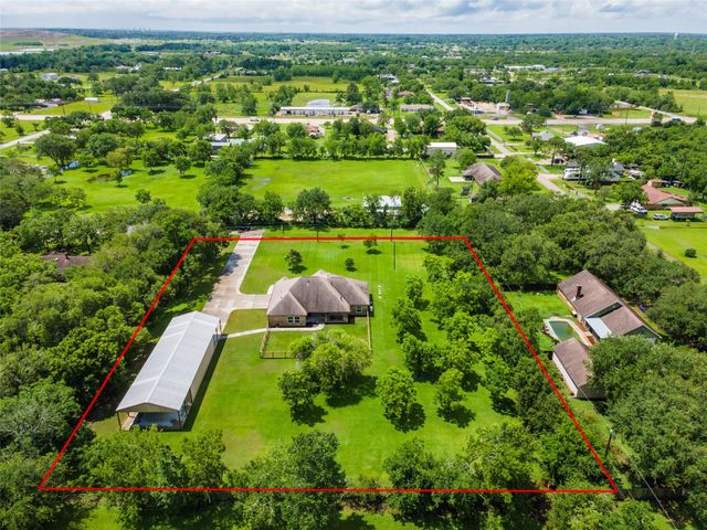 11208 Shirley Lane, Santa Fe, TX 77510