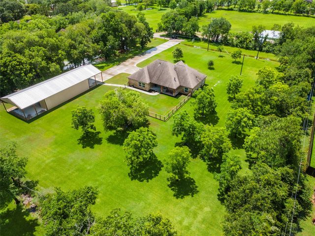 11208 Shirley Lane, Santa Fe, TX 77510