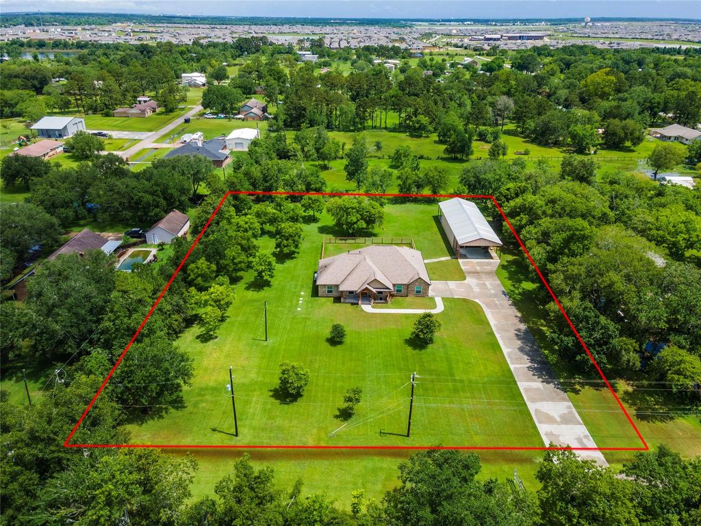 11208 Shirley Lane, Santa Fe, TX 77510