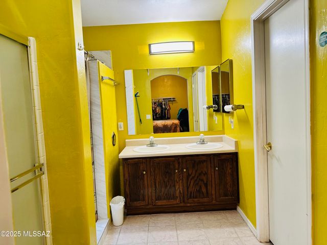 4641 S Paseo Rio Bravo, Tucson, AZ 85714