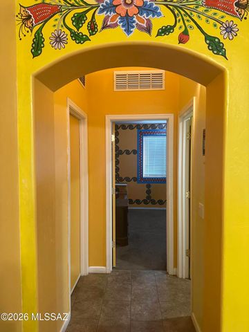 4641 S Paseo Rio Bravo, Tucson, AZ 85714