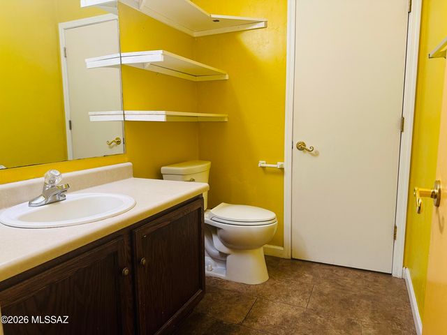 4641 S Paseo Rio Bravo, Tucson, AZ 85714