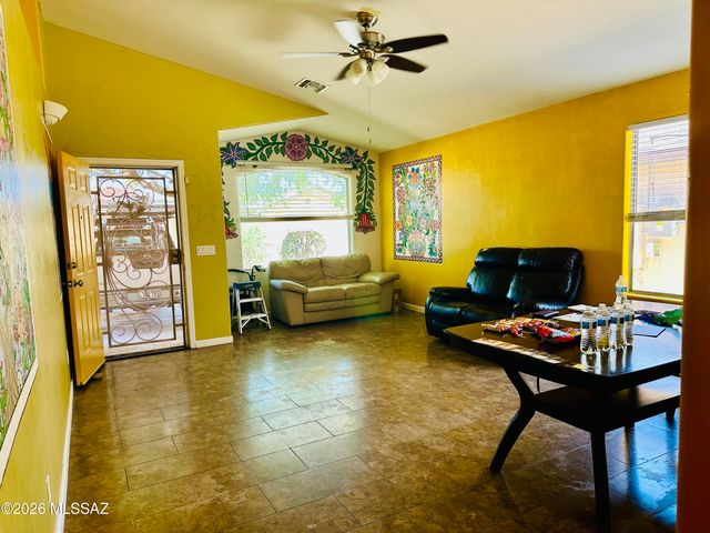 4641 S Paseo Rio Bravo, Tucson, AZ 85714