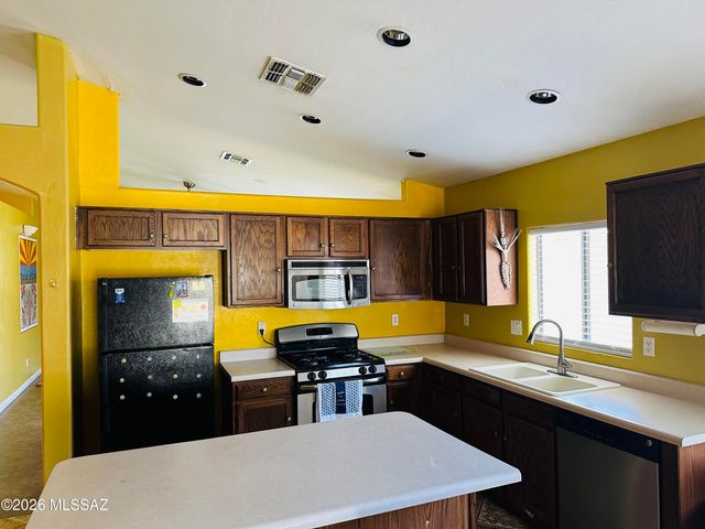 4641 S Paseo Rio Bravo, Tucson, AZ 85714