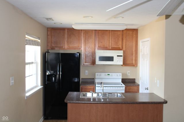 47 Port Sylvia Drive D, Indianapolis, IN 46224