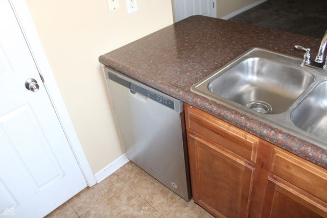 47 Port Sylvia Drive D, Indianapolis, IN 46224