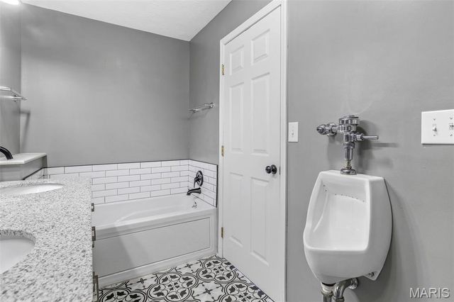 1211 Napoleon Drive, Bonne Terre, MO 63628