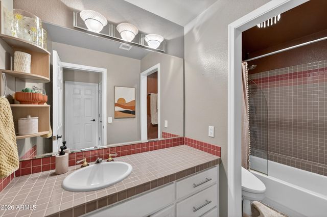 1539 E WINGED FOOT Road, Phoenix, AZ 85022