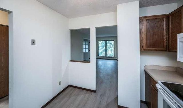 1111 Elway Street 203, Saint Paul, MN 55116