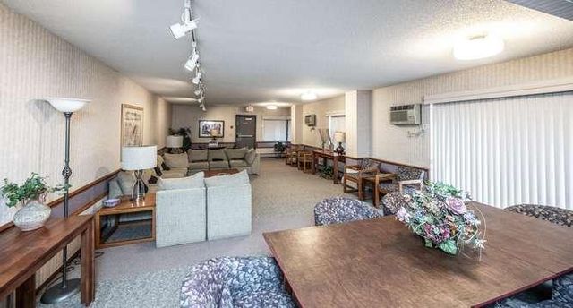 1111 Elway Street 203, Saint Paul, MN 55116