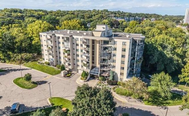 1111 Elway Street 203, Saint Paul, MN 55116
